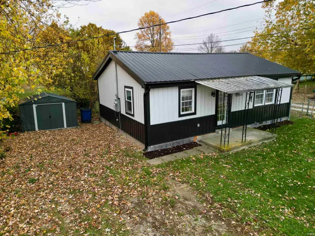 $90,000 | 909 1/2 East Lake Street, Summitville, IN 46070