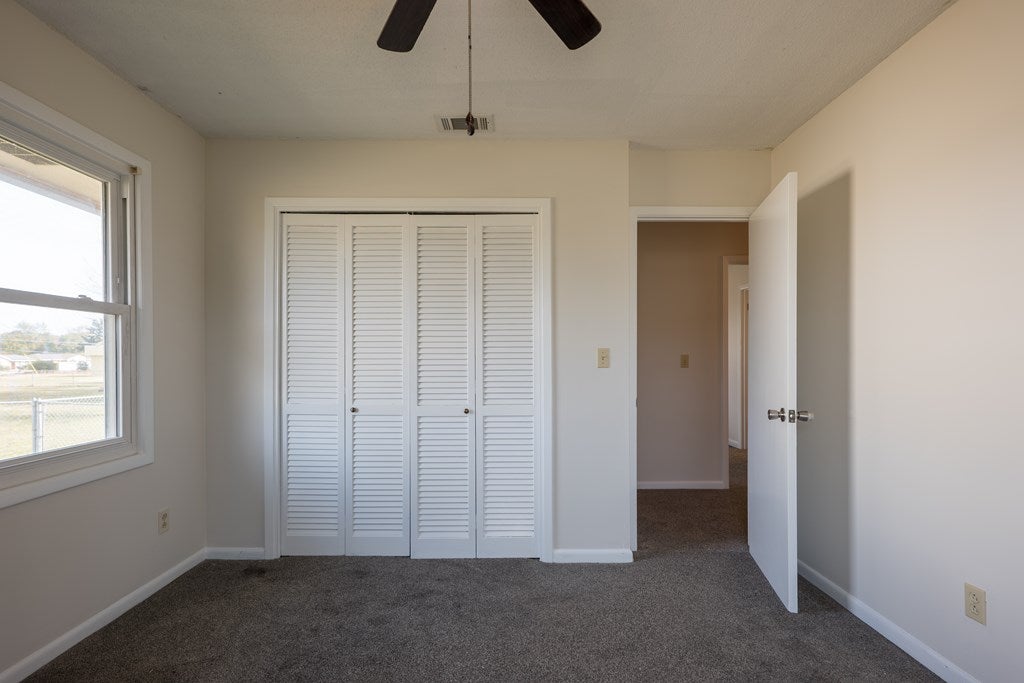 2909 Tara Road Valdosta, GA 31605 - Photo 27 of 38 Gallery Image 27