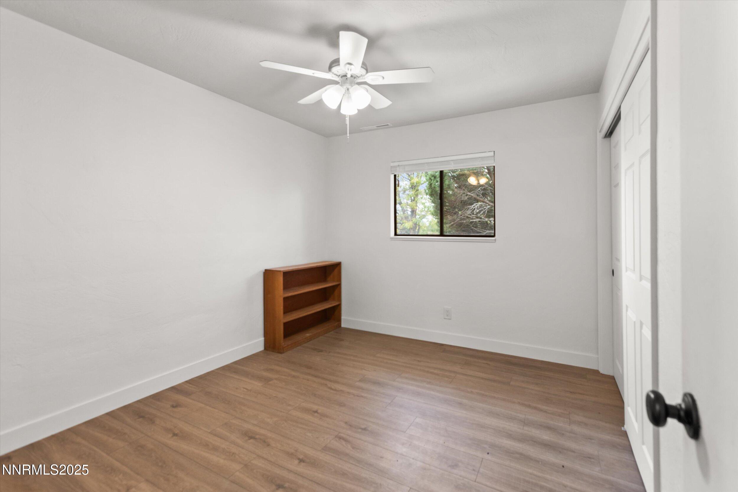 11360 Fir Drive Reno, NV 89506 - Photo 12 of 33 Bedroom 1