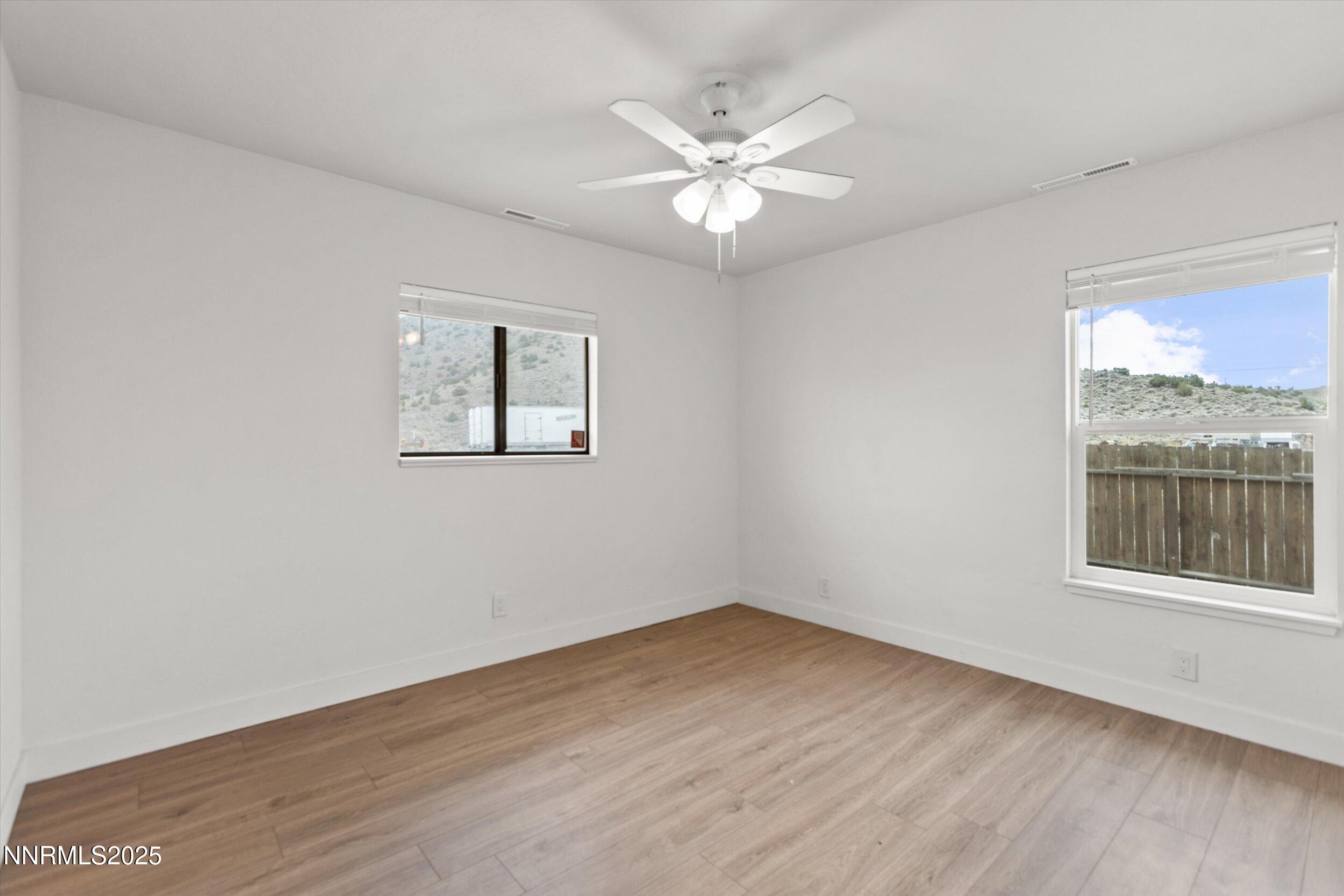 11360 Fir Drive Reno, NV 89506 - Photo 15 of 33 Bedroom 2