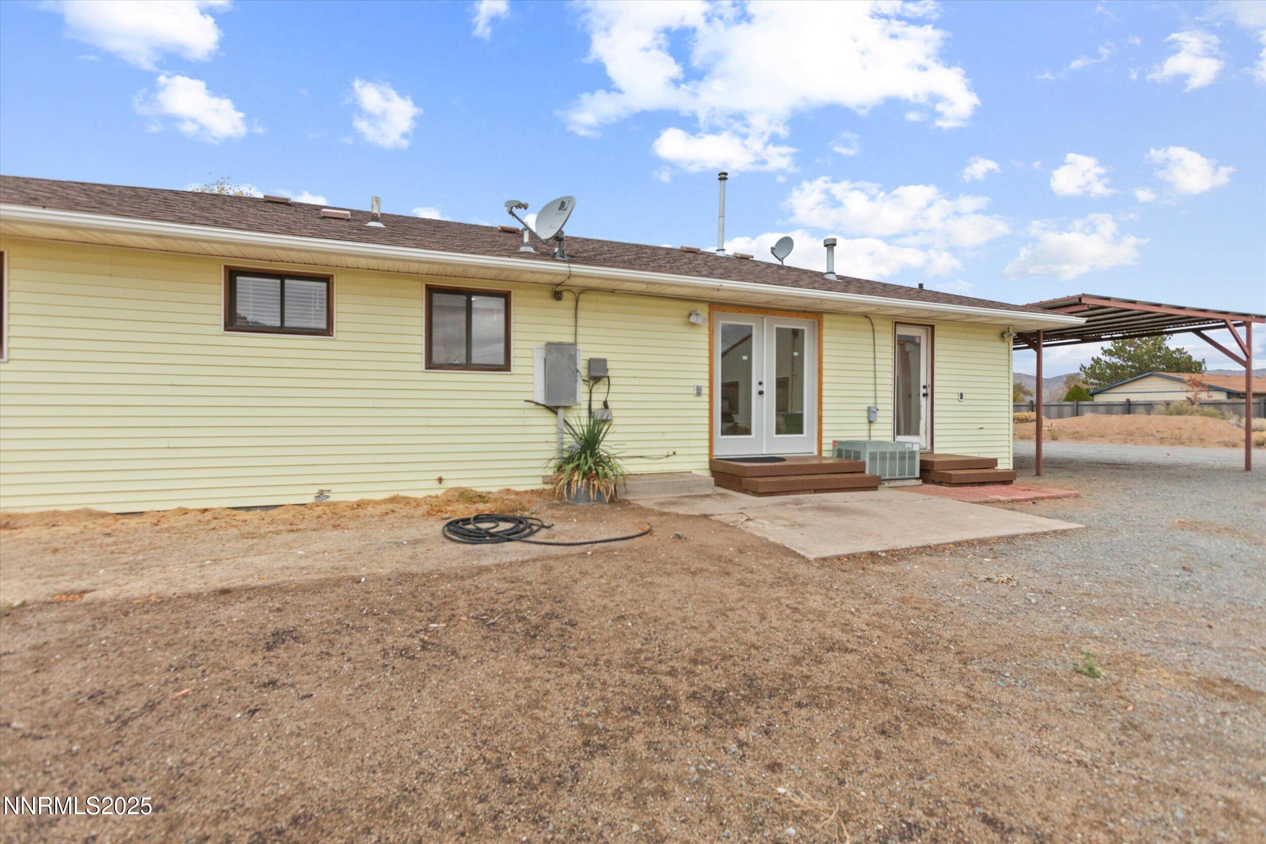 11360 Fir Drive Reno, NV 89506 - Photo 19 of 33 Back Entrance