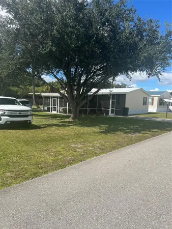 $205,000 | 913 Yacht Club Way Northwest, Moore Haven, FL 33471
