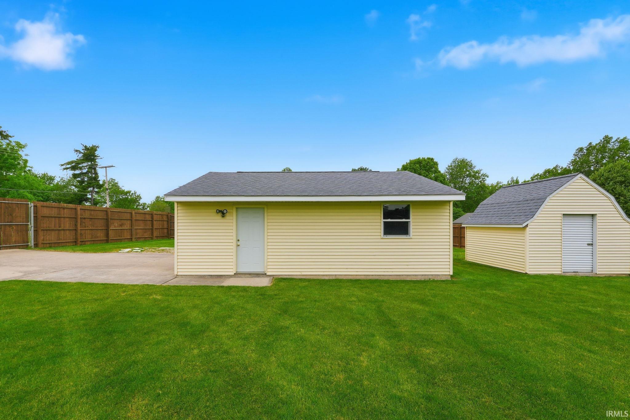 14509 Ridgecrest Drive Leo, IN 46765 - Photo 6 of 38
