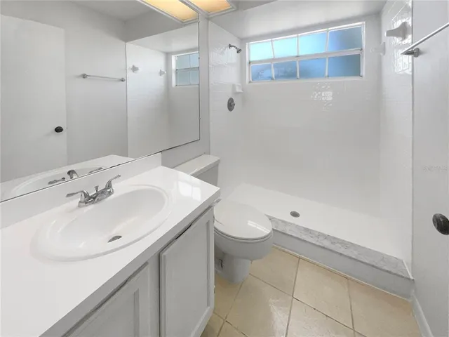 $188,000 | 6902 Lakeview Court, Tampa, FL 33634