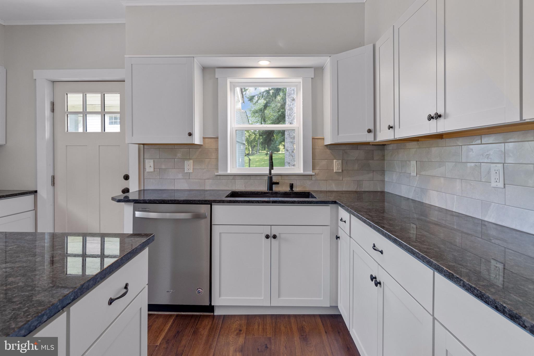 77 Hope Crossing Road Belvidere, NJ 07823 - Photo 15 of 44 Gallery Image 15