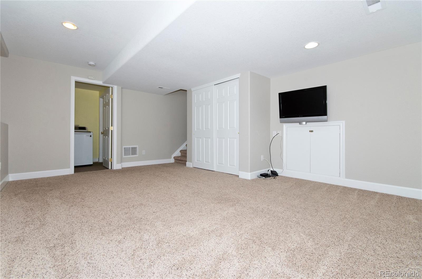 1440 Roadrunner Court Highlands Ranch, CO 80129 - Photo 30 of 40 Gallery Image 30