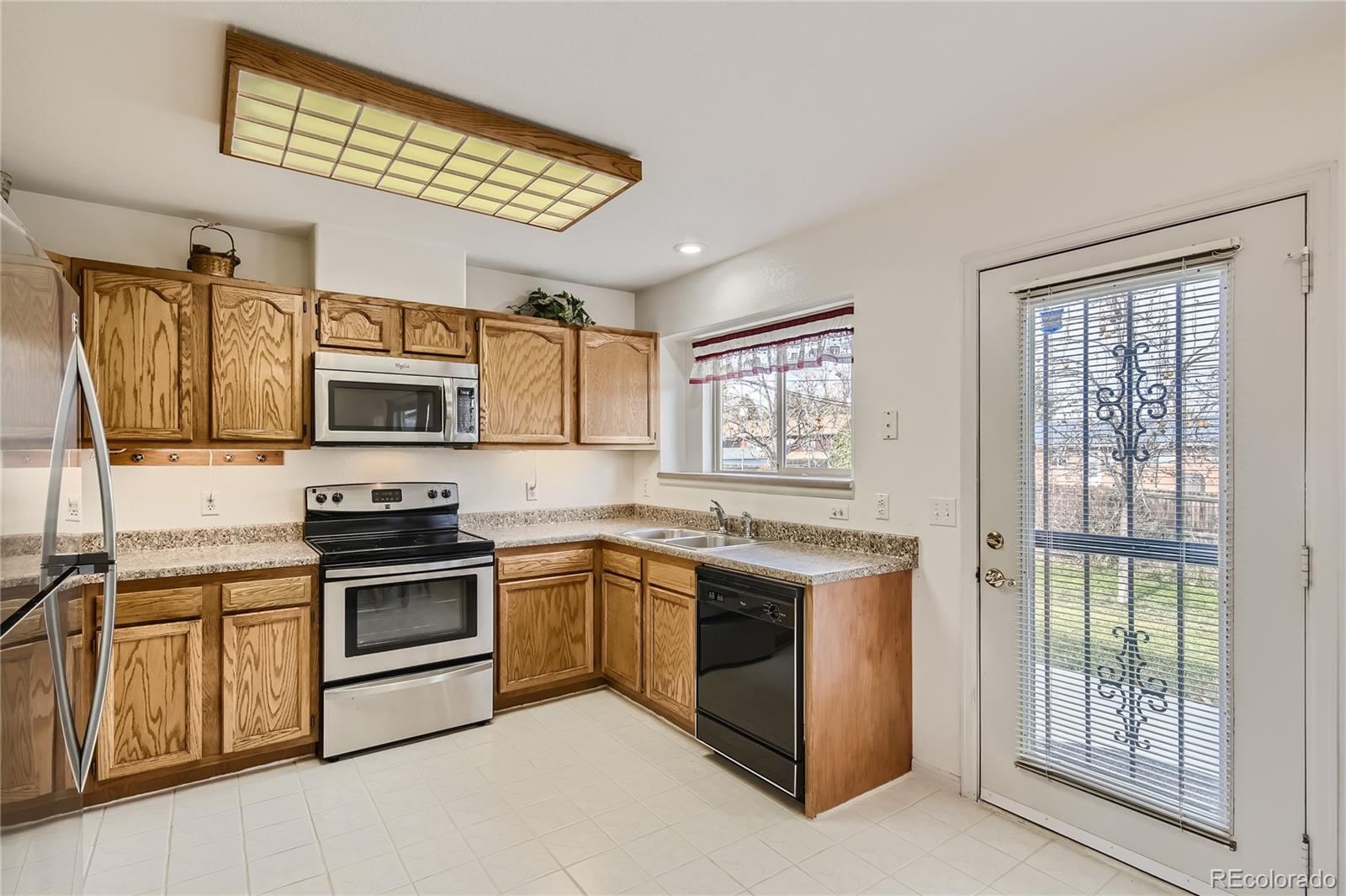 3701 West Arrowhead Road Littleton, CO 80123 - Photo 8 of 24 Gallery Image 8