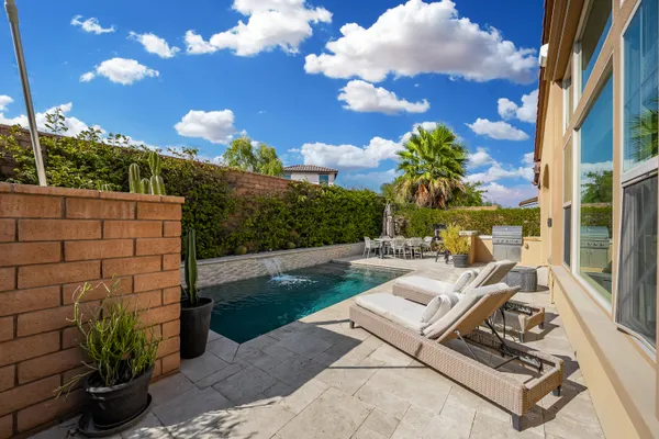 $9,500 | 80450 Platinum Way, La Quinta, CA 92253