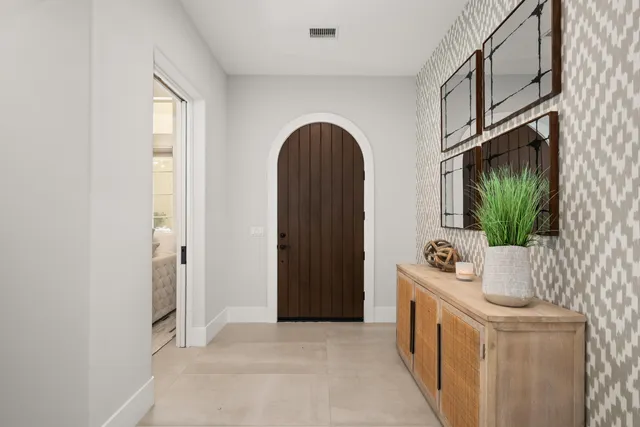 $9,500 | 80450 Platinum Way, La Quinta, CA 92253