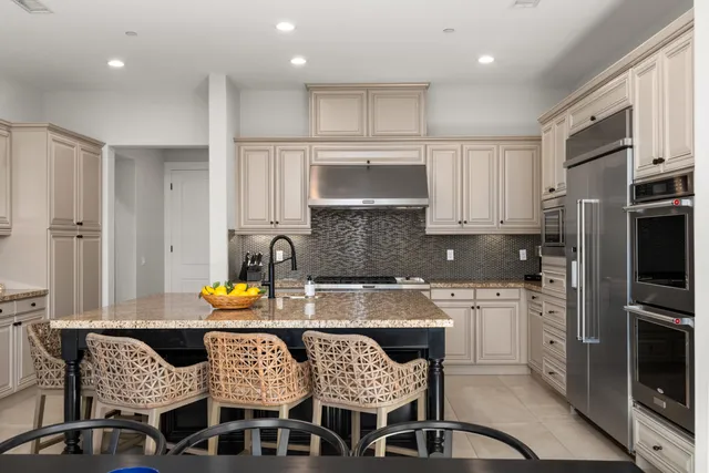 $9,500 | 80450 Platinum Way, La Quinta, CA 92253