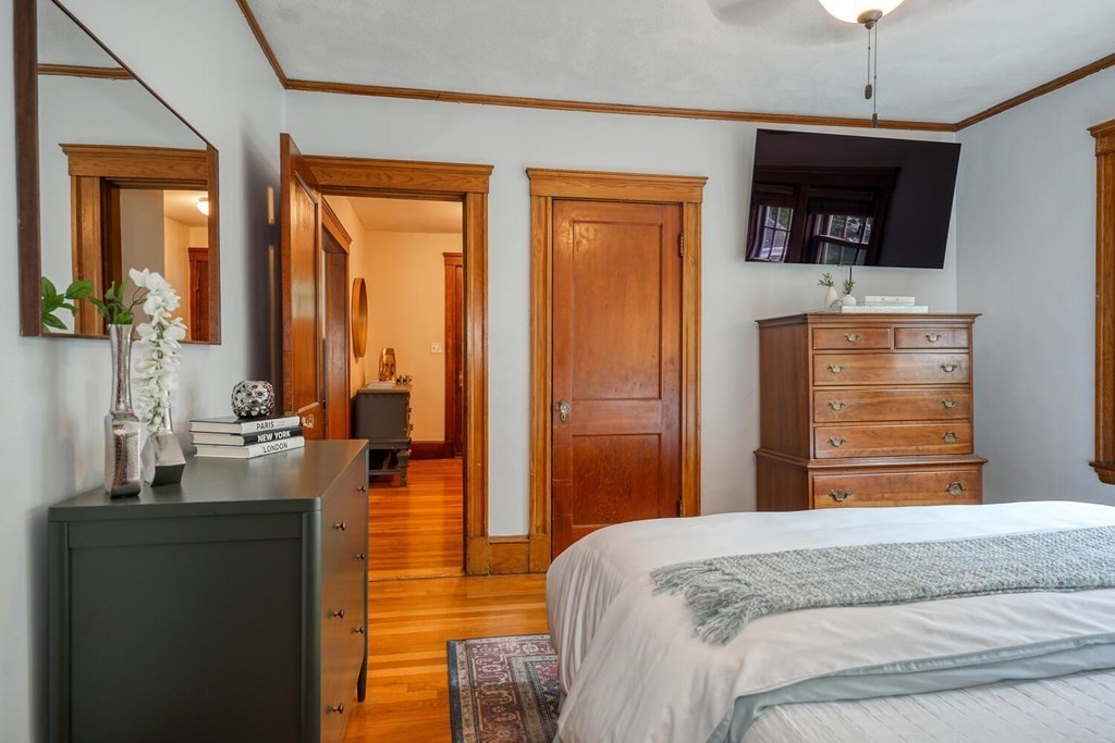 38-40 Menotomy Road, Unit 1 Arlington, MA 02476 - Photo 19 of 34 Gallery Image 19