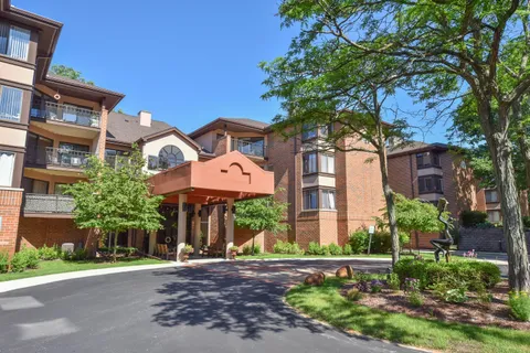 $242,000 | 1600 West Green Tree Road, Unit 225, Glendale, WI 53209