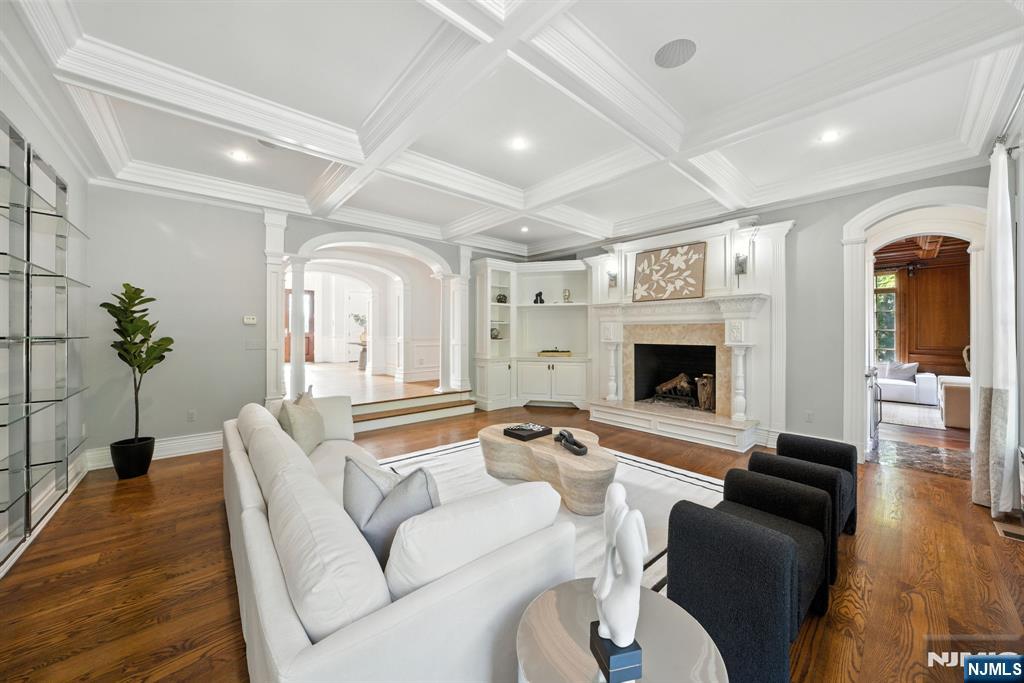 121 Churchill Road Tenafly, NJ 07670 - Photo 13 of 49