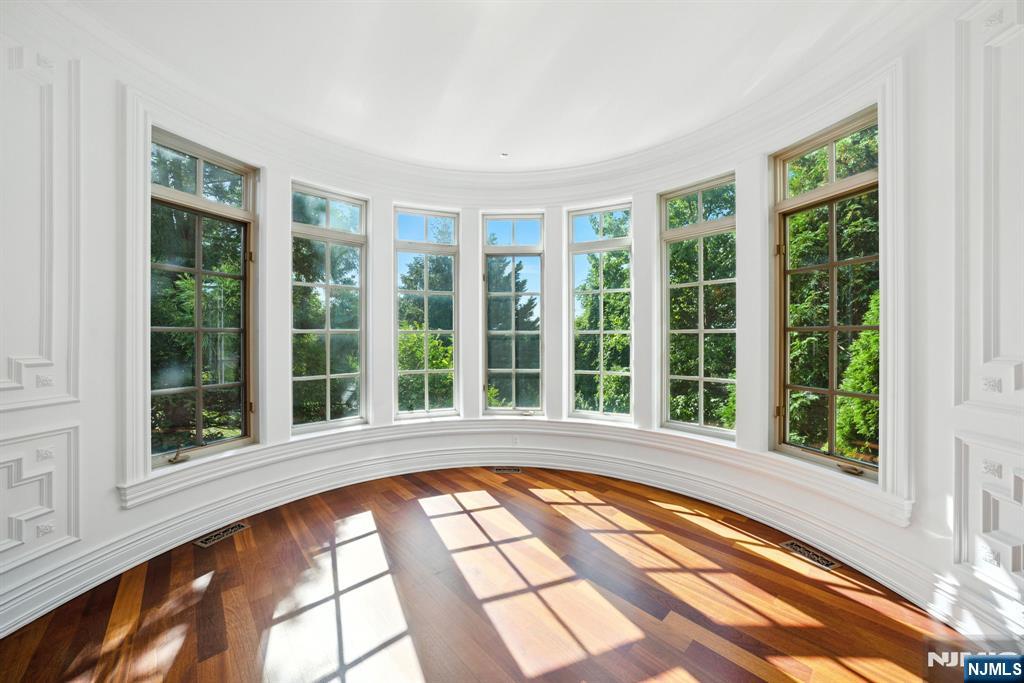 121 Churchill Road Tenafly, NJ 07670 - Photo 17 of 49