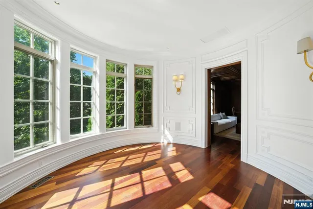 $4,490,000 | 121 Churchill Road, Tenafly, NJ 07670