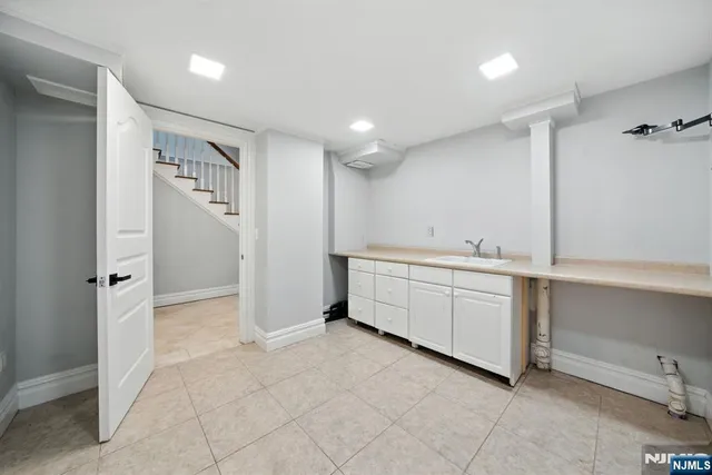 $4,490,000 | 121 Churchill Road, Tenafly, NJ 07670