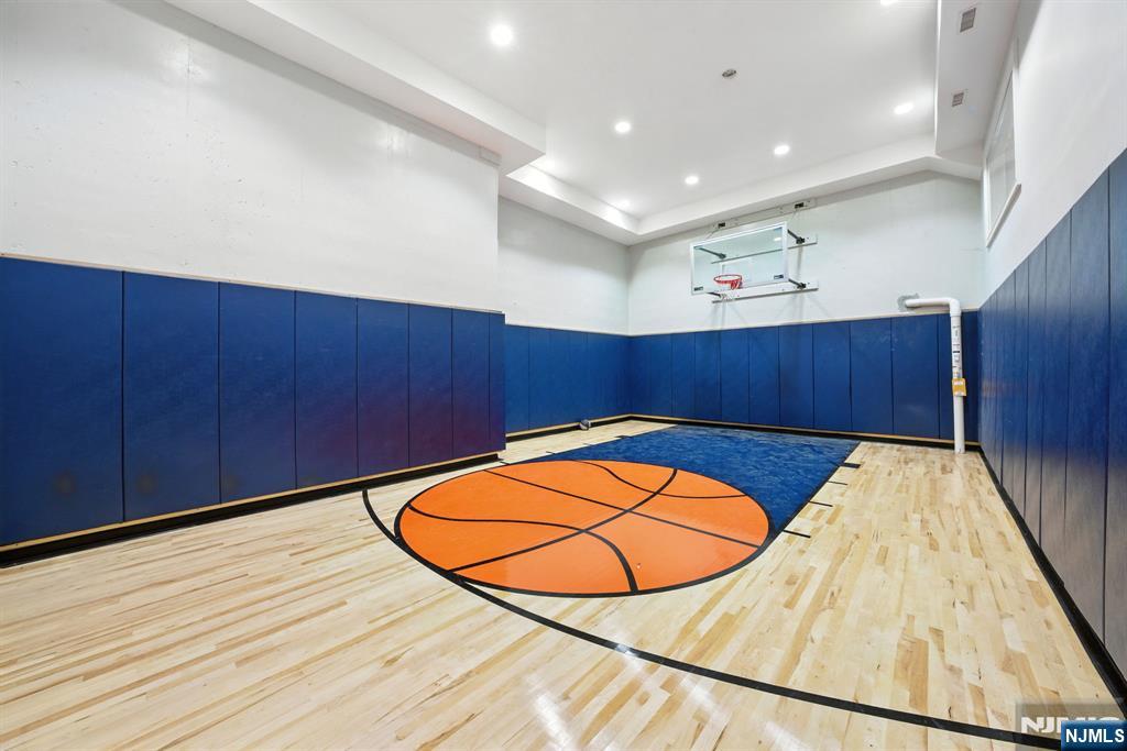 121 Churchill Road Tenafly, NJ 07670 - Photo 37 of 49