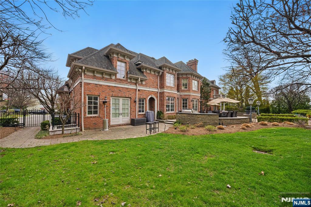 121 Churchill Road Tenafly, NJ 07670 - Photo 46 of 49