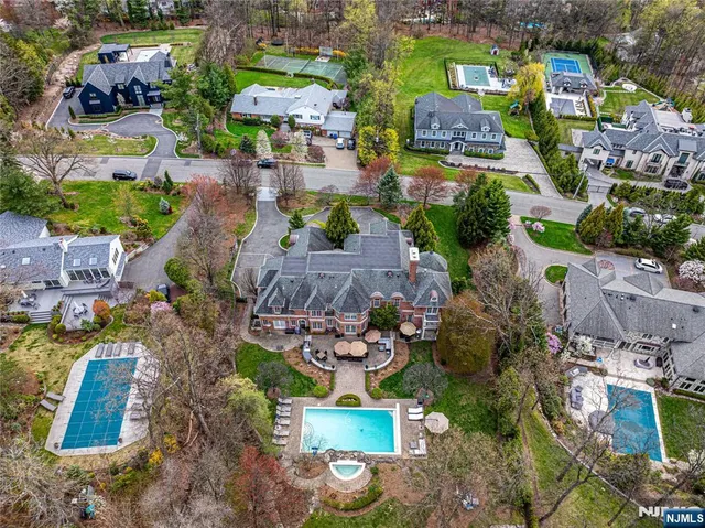 $4,490,000 | 121 Churchill Road, Tenafly, NJ 07670
