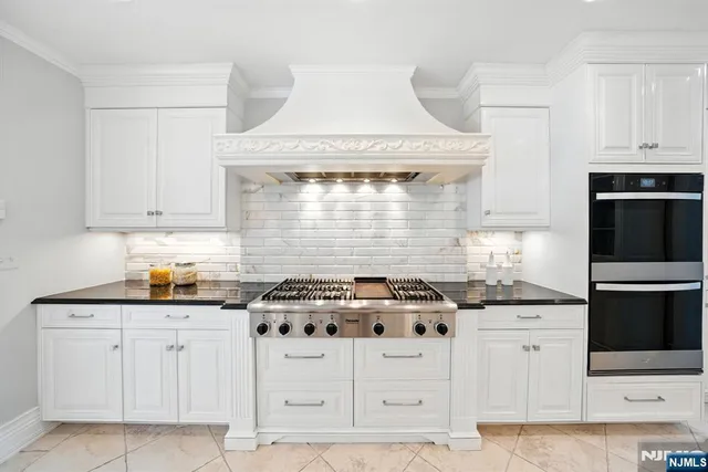 $4,490,000 | 121 Churchill Road, Tenafly, NJ 07670