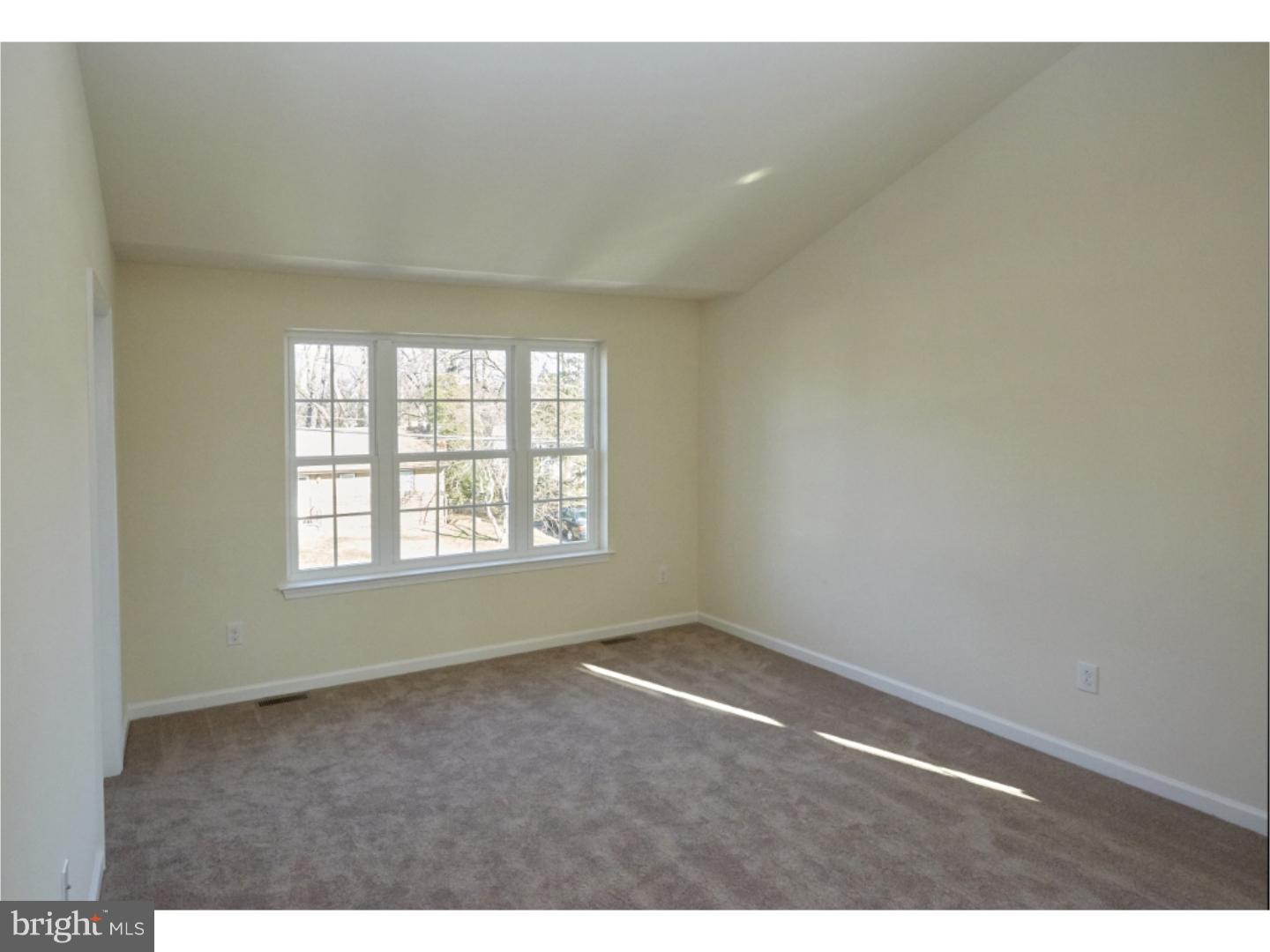 566 Sunset Avenue Maple Shade, NJ 08052 - Photo 18 of 25 Gallery Image 18