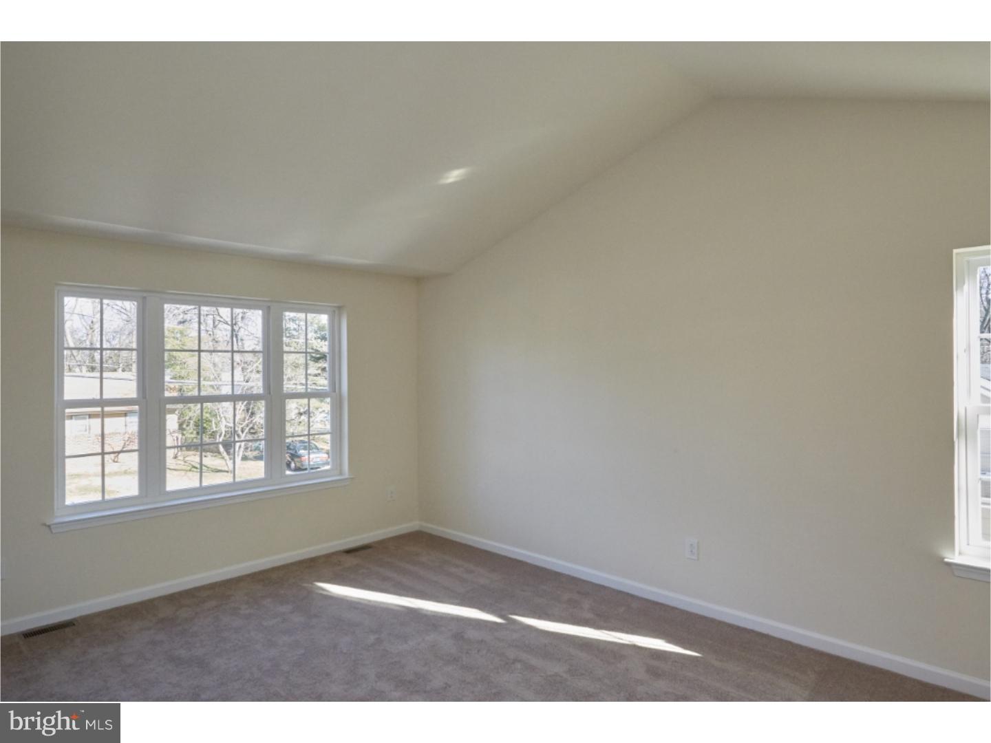 566 Sunset Avenue Maple Shade, NJ 08052 - Photo 19 of 25 Gallery Image 19