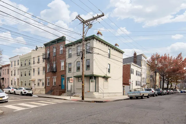 $2,500 | 74 Colgate Street, Unit 2, Jersey City, NJ 07302