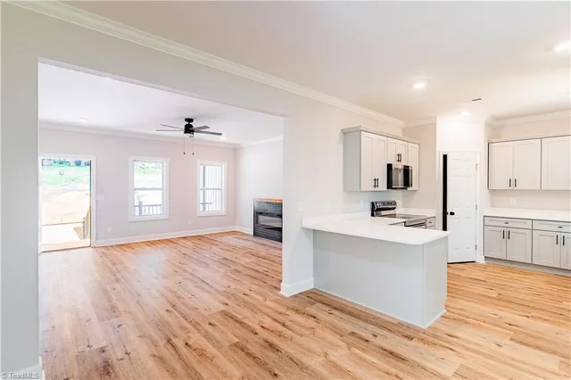 $2,350 | 6 Teaberry Court, Greensboro, NC 27455