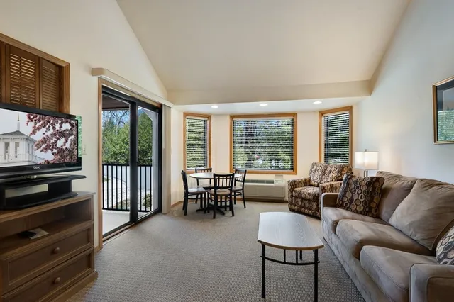 $90,000 | 7741 Highway 42, Unit 212, Egg Harbor, WI 54209