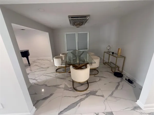 $1,600,000 | 1903 Bergen Street, Bellmore, NY 11710