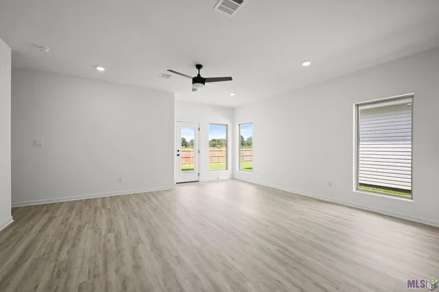 $291,900 | 966 Ryan Avenue, Baker, LA 70714