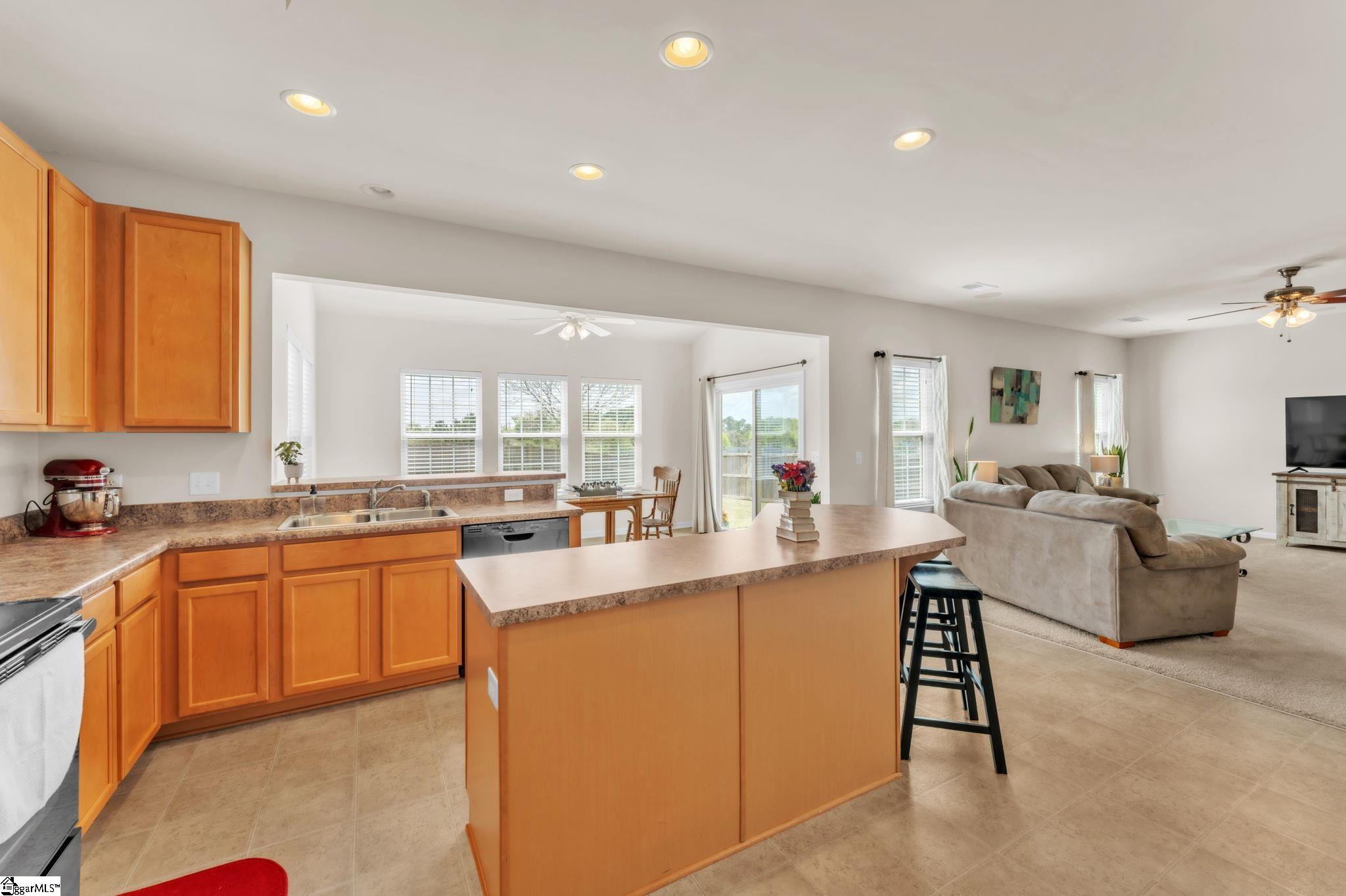 31 Granite Lane Greenville, SC 29607 - Photo 16 of 42