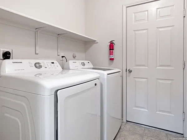 $1,675 | 10015 Red Iron Creek, Converse, TX 78109