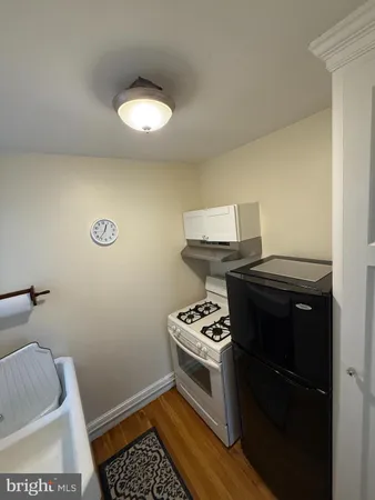 $1,800 | 200 Nassau Street, Unit 1, Princeton, NJ 08542