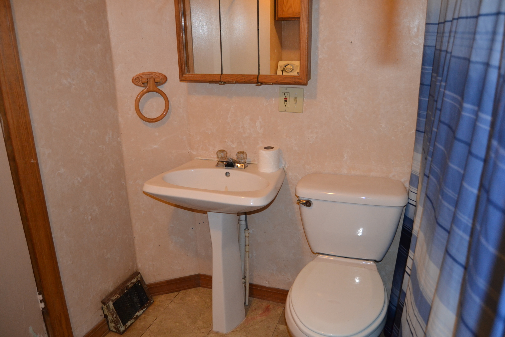 1620 Kansas Street Ottawa, IL 61350 - Photo 9 of 11
