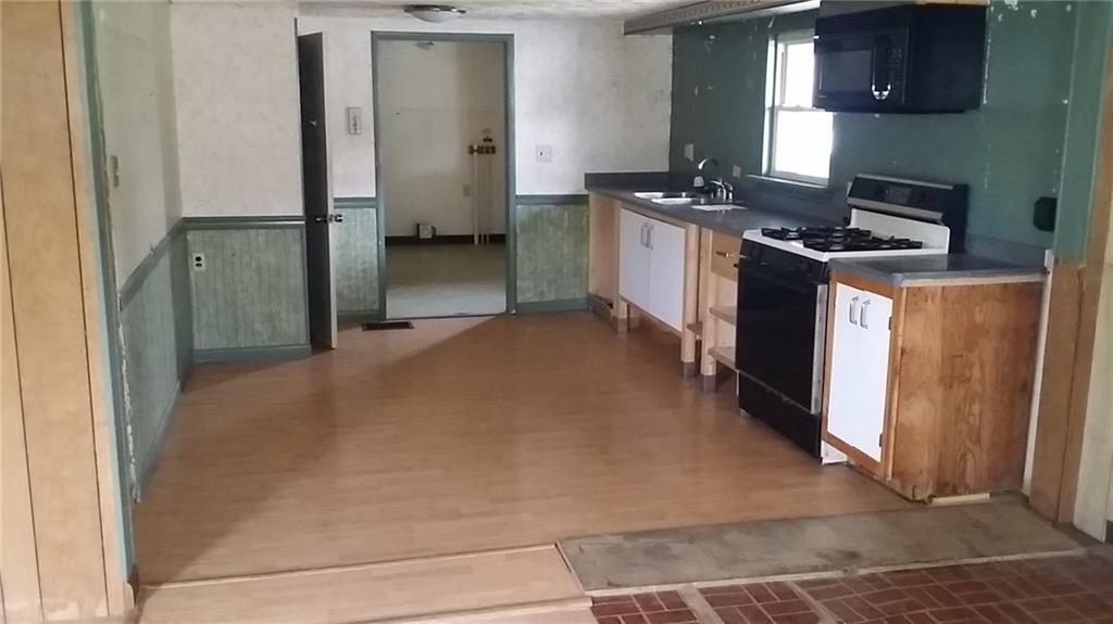 614 Parker Road Sarver, PA 16055 - Photo 10 of 20 Gallery Image 10