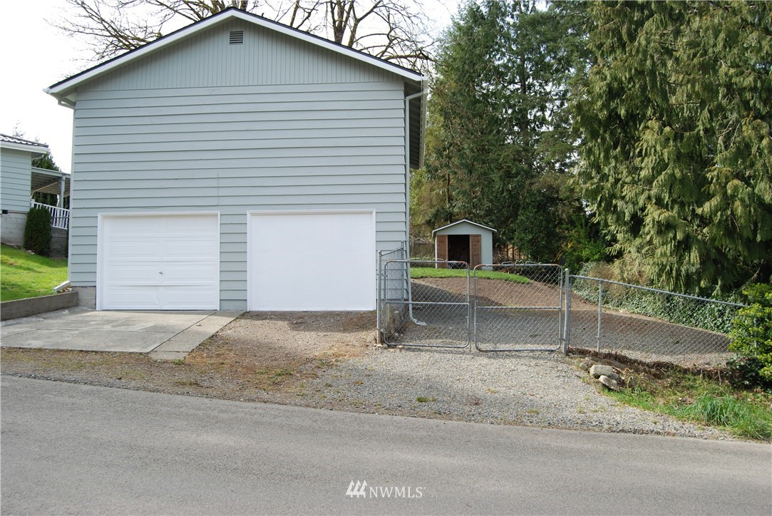 18256 Southeast 136th Street Renton, WA 98059 - Photo 11 of 13 Gallery Image 11