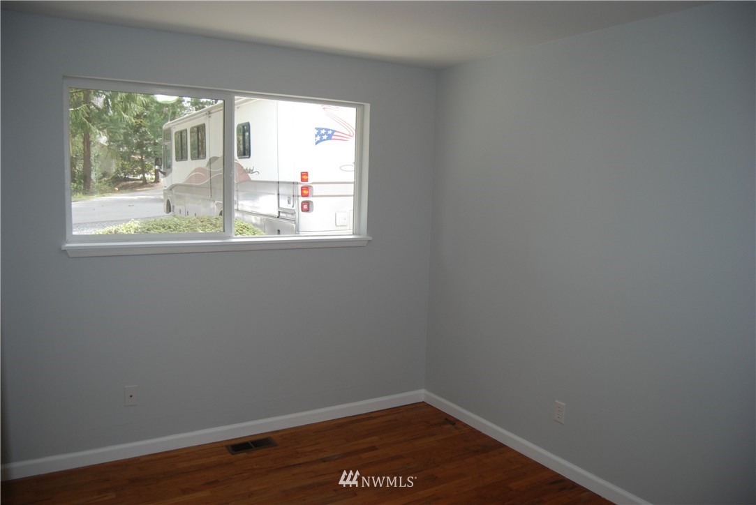 18256 Southeast 136th Street Renton, WA 98059 - Photo 10 of 13 Gallery Image 10