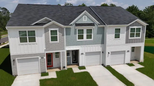 $275,190 | 498 Colchester Court, Moncks Corner, SC 29461