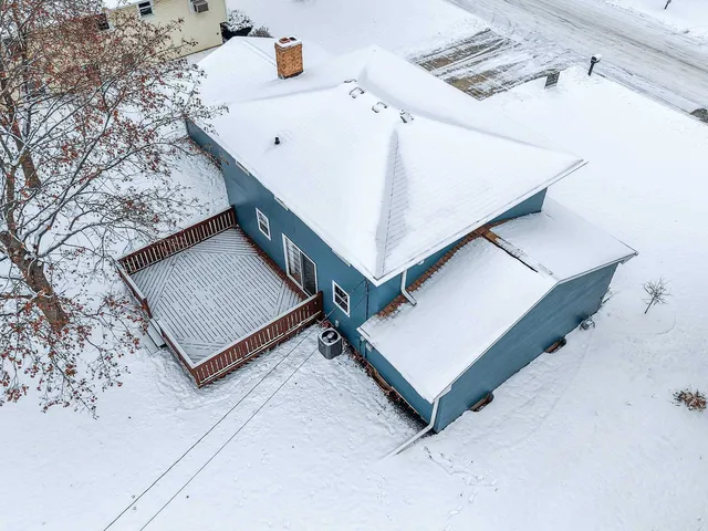 $384,900 | 544 Somerset Drive, Green Bay, WI 54301