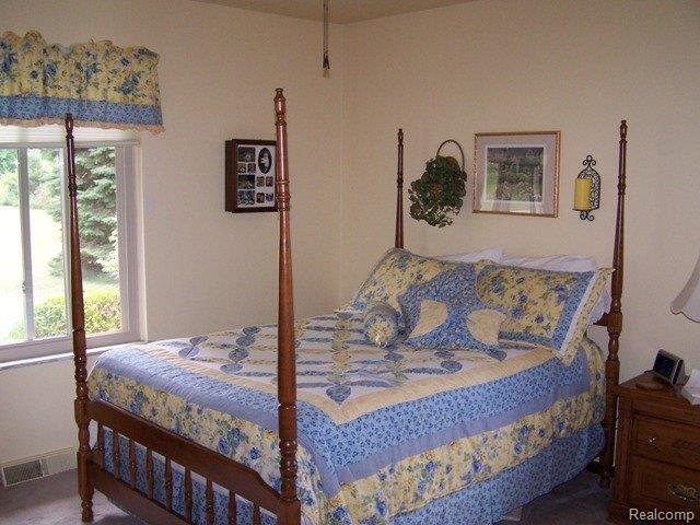 12585 Holtforth Road Fenton, MI 48430 - Photo 14 of 24 Holtforth 12585 Bedroom (2).JPG