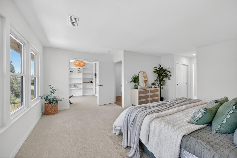 3105 Sunset Hill Road Rocklin, CA 95677 - Photo 32 of 68 Large Primary with a retreat!