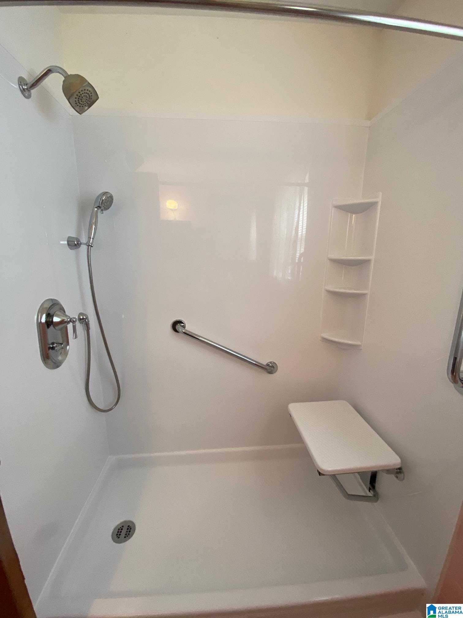 997 Sharon Boulevard Dora, AL 35062 - Photo 7 of 17