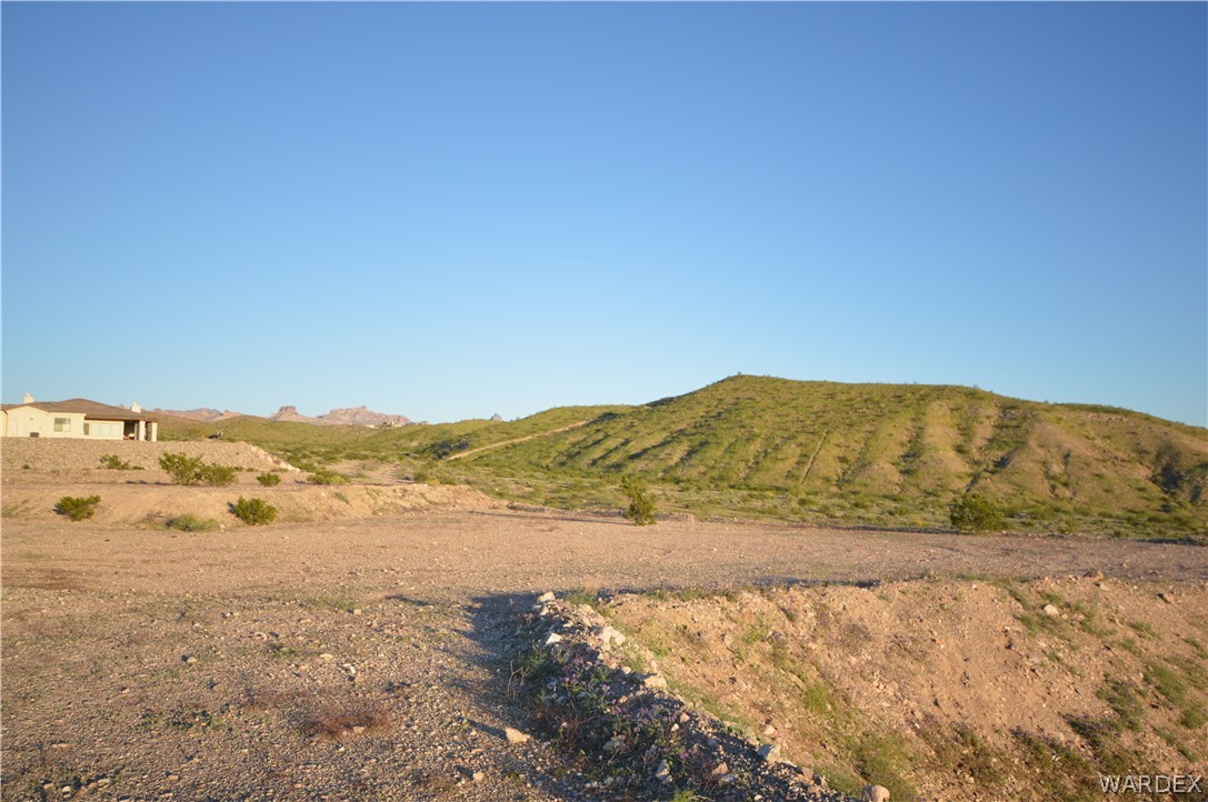 2672 Pegasus Ranch Road Bullhead City, AZ 86429 - Photo 5 of 8 a view of ocean and mountains