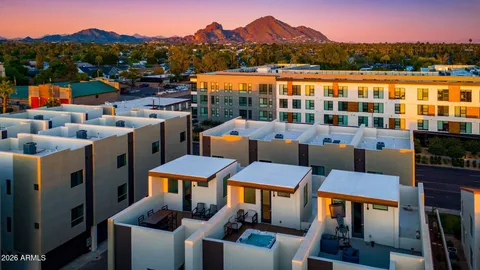 $718,000 | 4220 North 32nd Street, Unit 8, Phoenix, AZ 85016