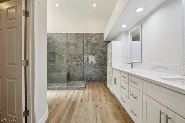 $4,300 | 2504 Youngdale Drive, Las Vegas, NV 89134