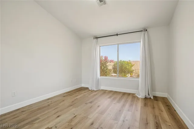 $4,300 | 2504 Youngdale Drive, Las Vegas, NV 89134