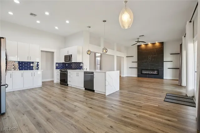 $4,300 | 2504 Youngdale Drive, Las Vegas, NV 89134