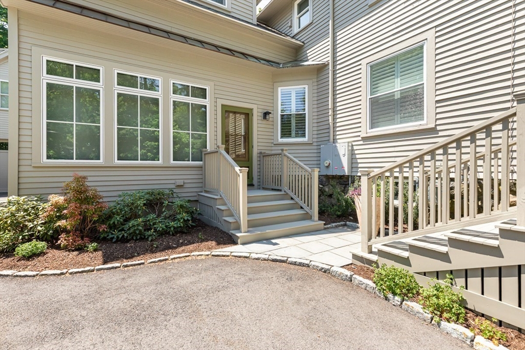 10 Pine Road Sharon, MA 02067 - Photo 5 of 42