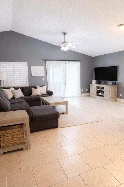 6418 Pompano Street Jupiter, FL 33458 - Photo 6 of 20 image12